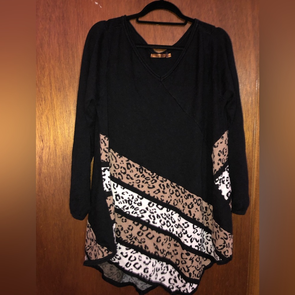 Leopard print sweater by belldini size 2XL